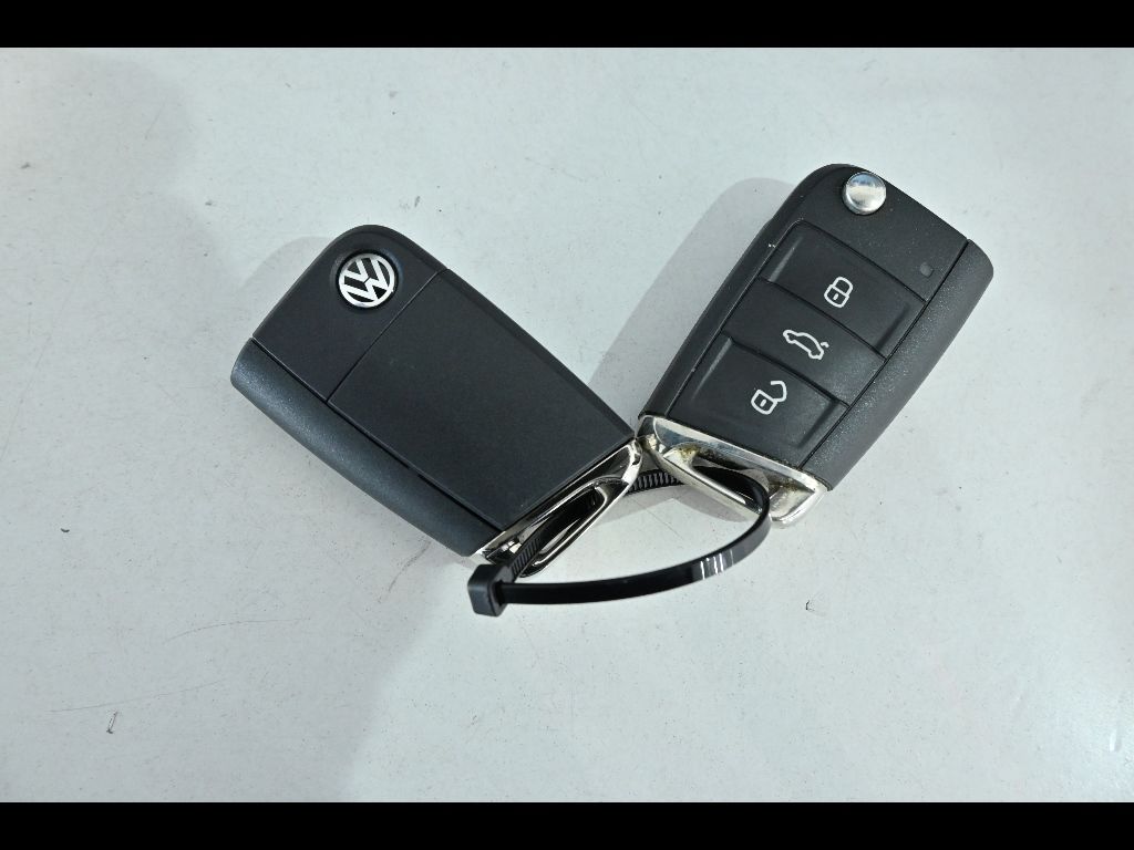 2015 Volkswagen ゴルフ ワゴン ヴァリアントアニバーサリーエディション auction photo 13