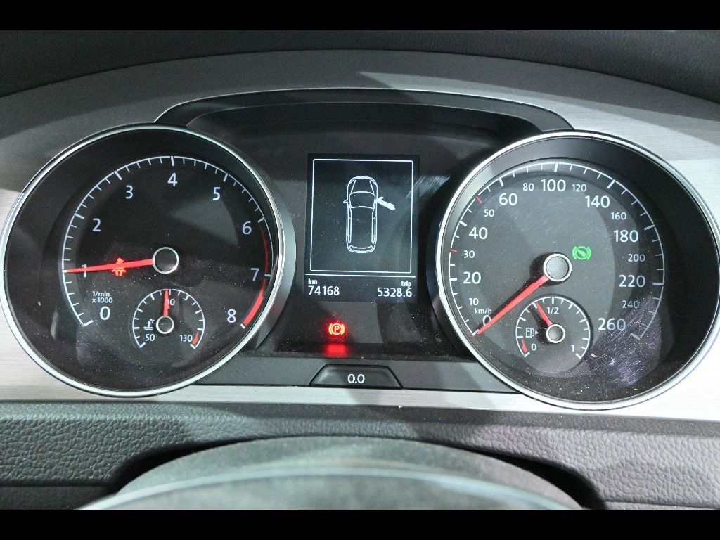 2015 Volkswagen ゴルフ ワゴン ヴァリアントアニバーサリーエディション auction photo 8