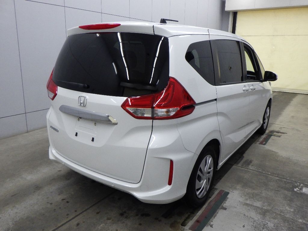 2023 Honda Freed G auction photo 2