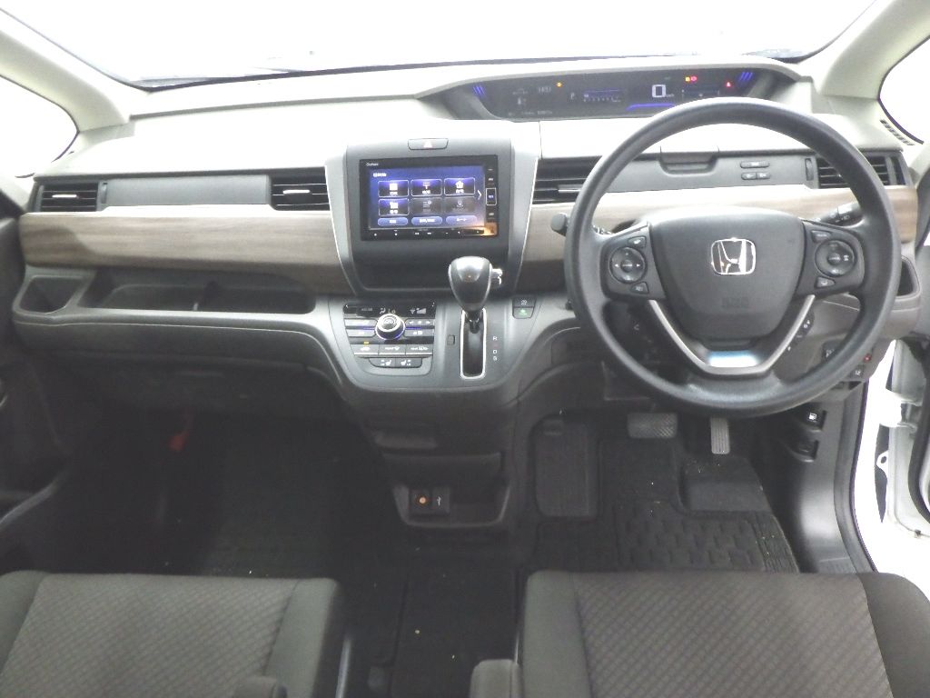 2023 Honda Freed G auction photo 3