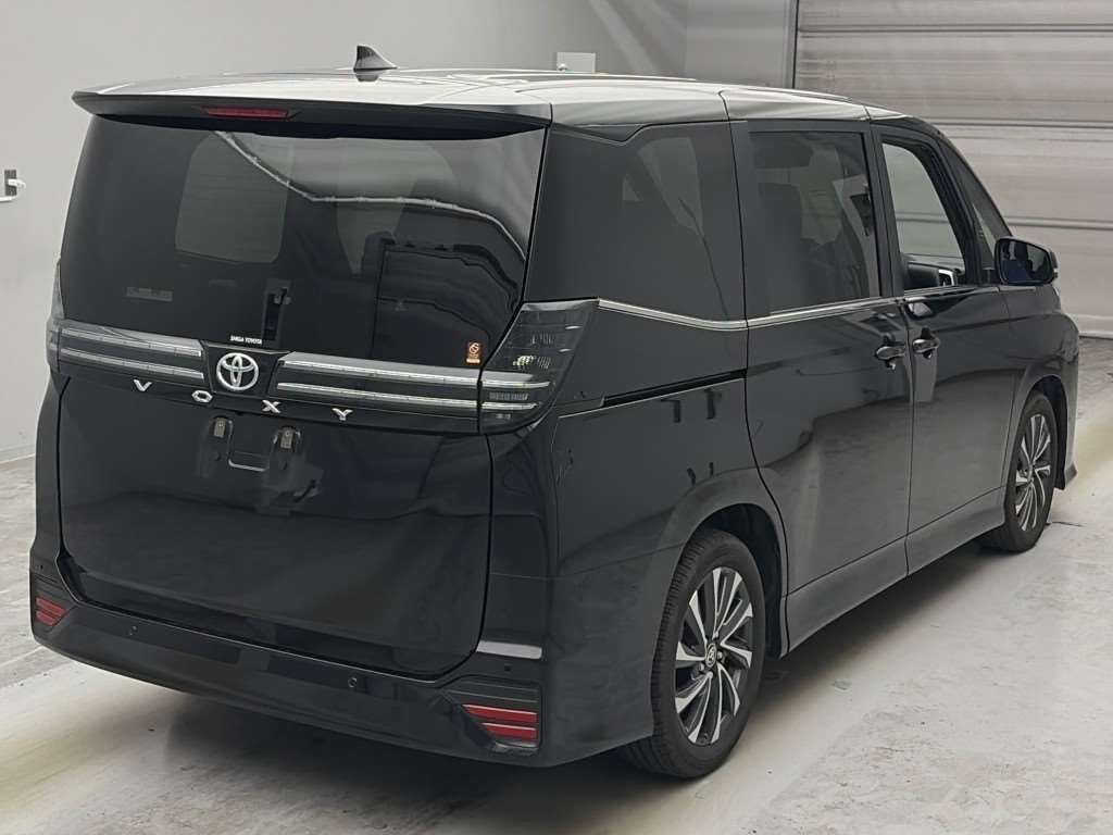 2025 Toyota Voxy S-Z auction photo 2