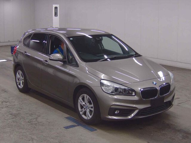 2017 BMW 2 Series 218i Active Tourer Japan auction vehicle