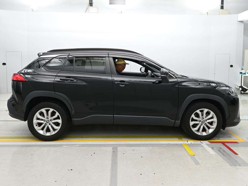 2022 Toyota Corolla Cross ハイブリッド S auction photo 3