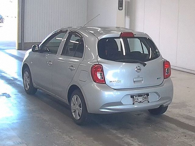 2015 Nissan March X auction photo 2