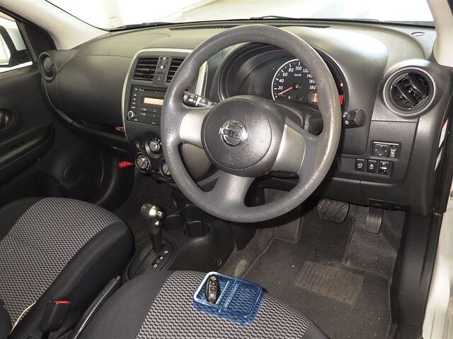 2015 Nissan March X auction photo 3