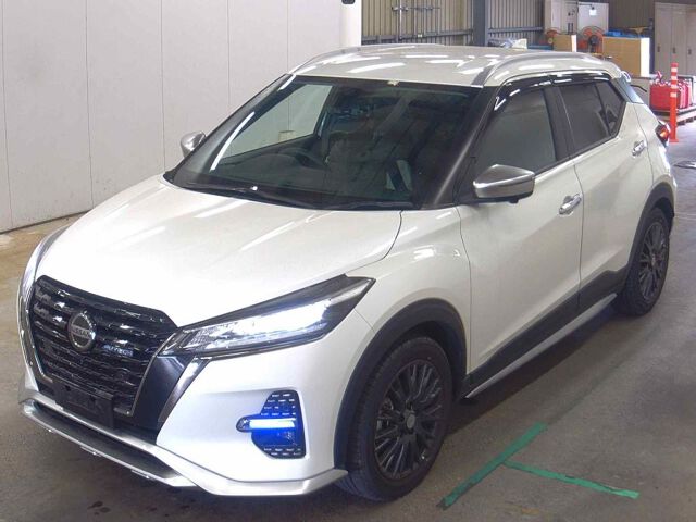 2023 Nissan Kicks Autech 4WD auction photo 4
