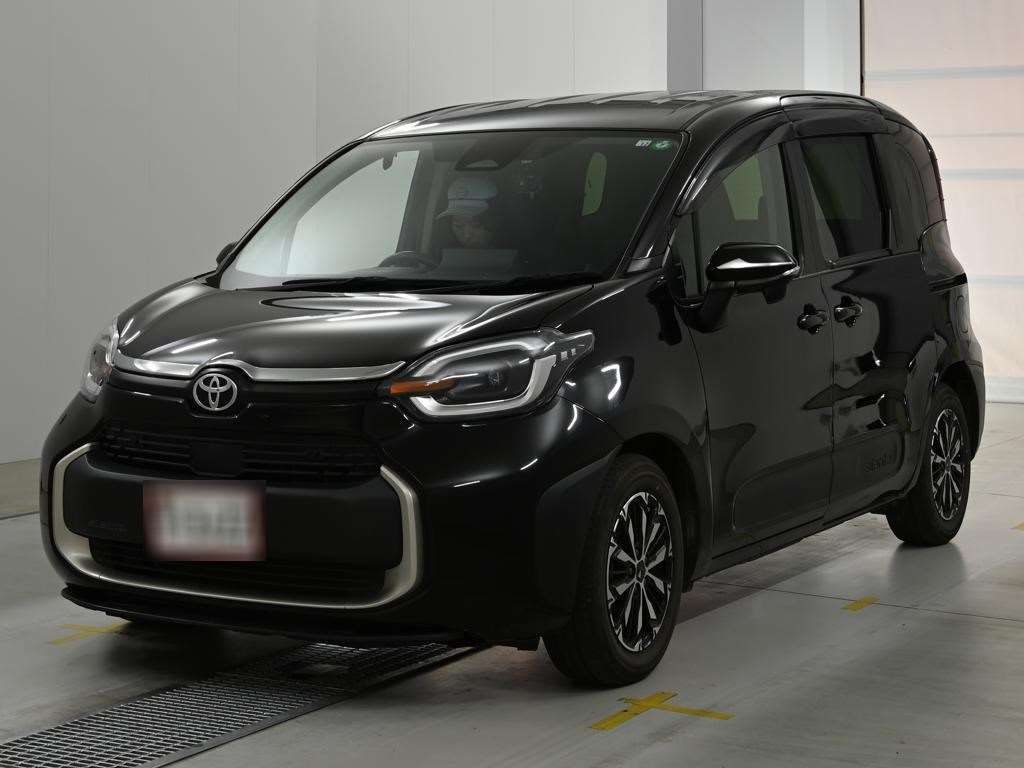 Japan Auction Vehicles 14 2022 Toyota Sienta ハイブリッドZ auction photo