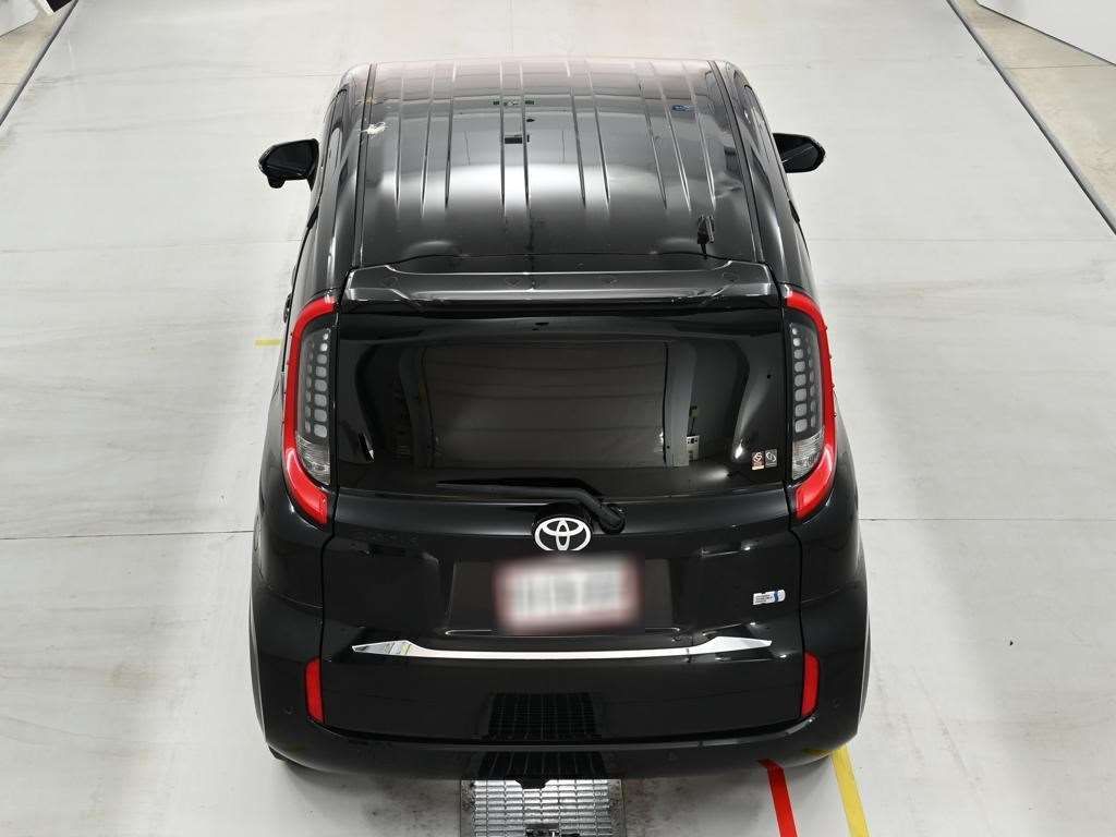 2022 Toyota Sienta ハイブリッドZ auction photo 8