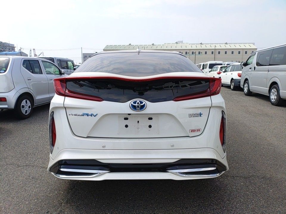 2019 Toyota Prius PHEV auction photo 5