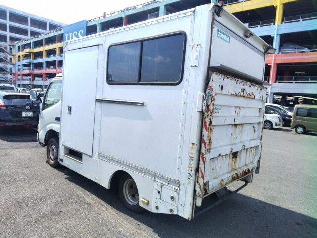 2004 Toyota Dyna auction photo 2