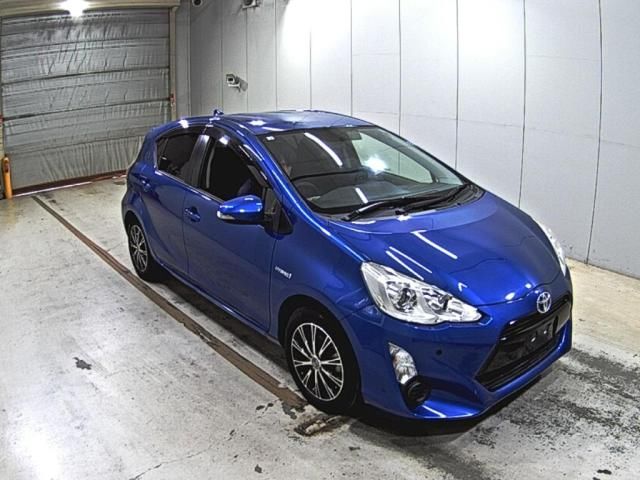 2015 Toyota Aqua S Japan auction vehicle