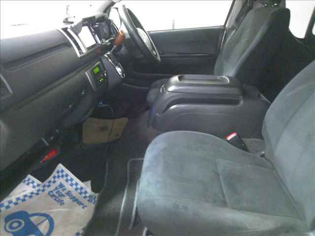 2014 Toyota Hiace 4WD スーパーGL auction photo 3