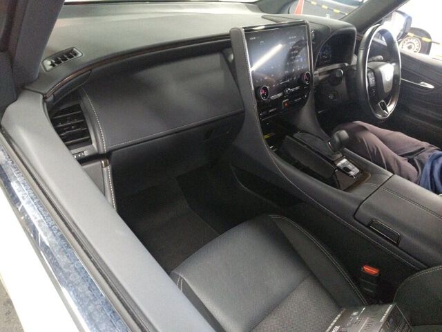 2024 Toyota Alphard Z auction photo 3