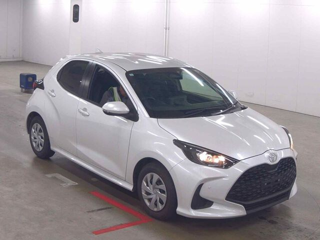 Japan Auction Vehicles 8 2024 Toyota Yaris X auction photo