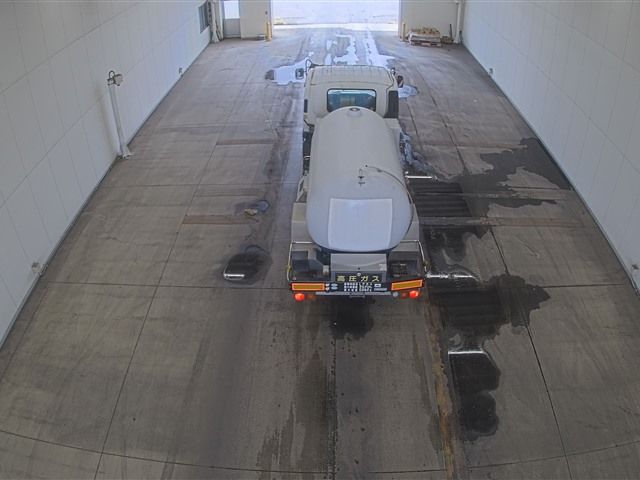 2011 Isuzu Forward タンク auction photo 3