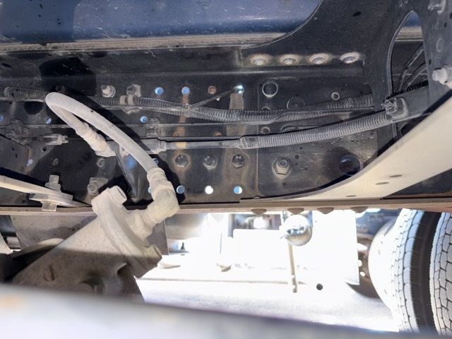2011 Isuzu Forward タンク auction photo 17