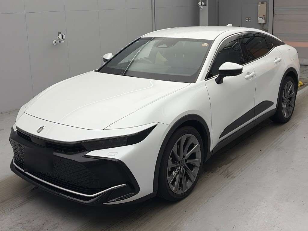 2022 Toyota Crown Crossover 4WD Japan auction vehicle