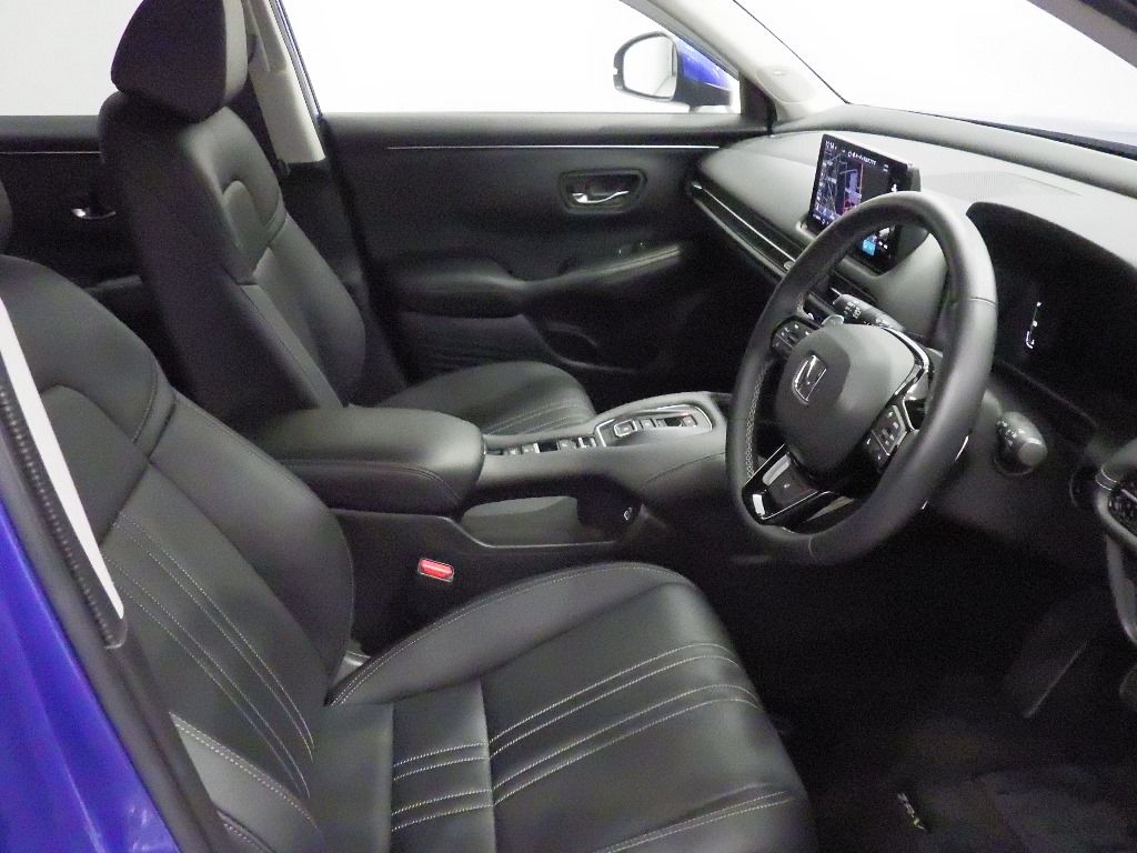 2023 Honda ZR-V 4WD e:HEV Z auction photo 6