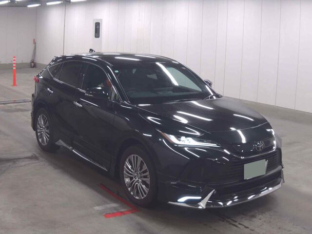2023 Toyota Harrier Z Japan auction vehicle