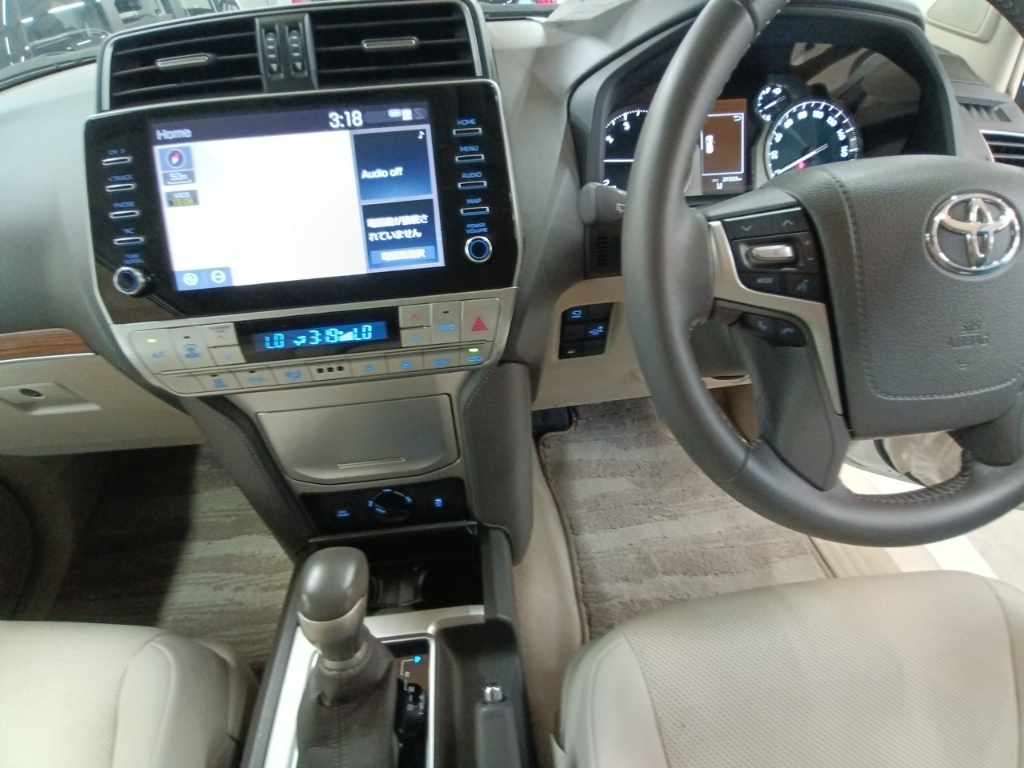 2023 Toyota Land Cruiser Prado TX Lパッケージ 4WD auction photo 11