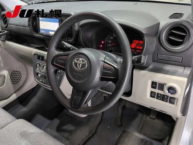 2020 Toyota Passo 4WD X S auction photo 3
