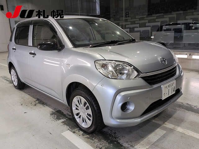 2020 Toyota Passo 4WD X S auction photo 8