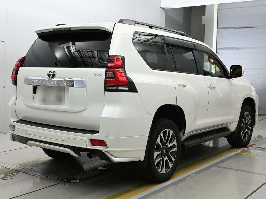 2023 Toyota Land Cruiser Prado TX Lパッケージ 4WD auction photo 2
