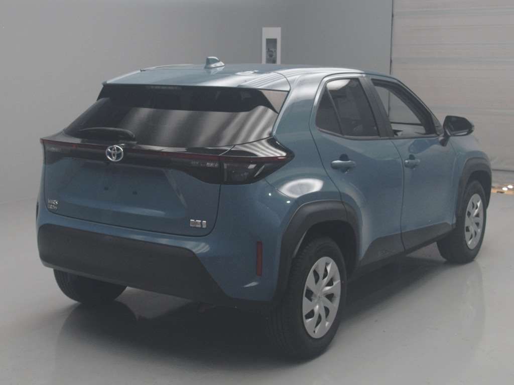 2021 Toyota Yaris Cross Hybrid X auction photo 2