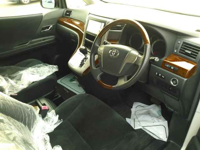 2011 Toyota Vellfire 2.4ZプラチナセレクションII auction photo 3