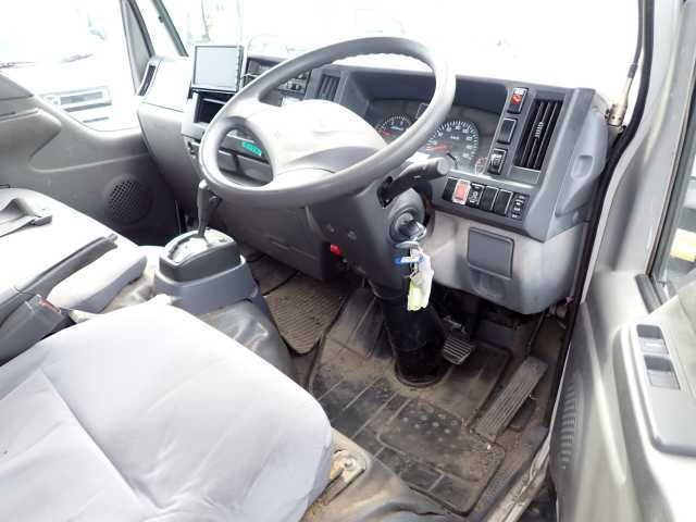 2015 Isuzu Elf 1.5t パネルバン auction photo 6