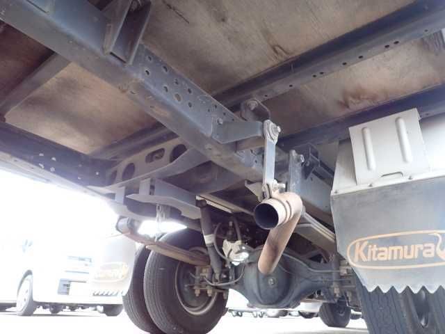 2015 Isuzu Elf 1.5t パネルバン auction photo 3