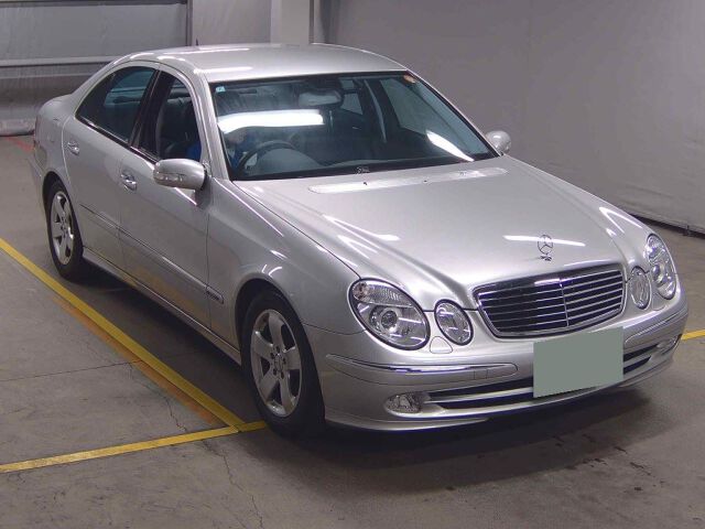 Japan Auction Vehicles 8 2004 Mercedes-Benz E-Class E320アバンギャルト auction photo