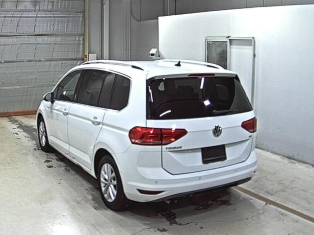 2017 Volkswagen ゴルフトゥーラン TSI コンフォートラインテックエディション auction photo 2