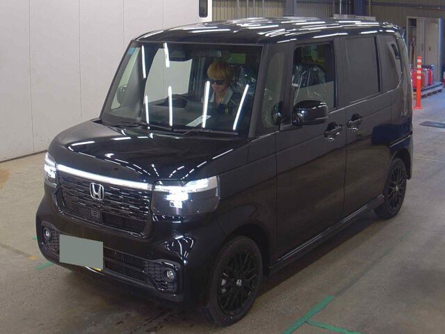 2026 Honda N-BOX Turbo Black Style 4WD auction photo 4