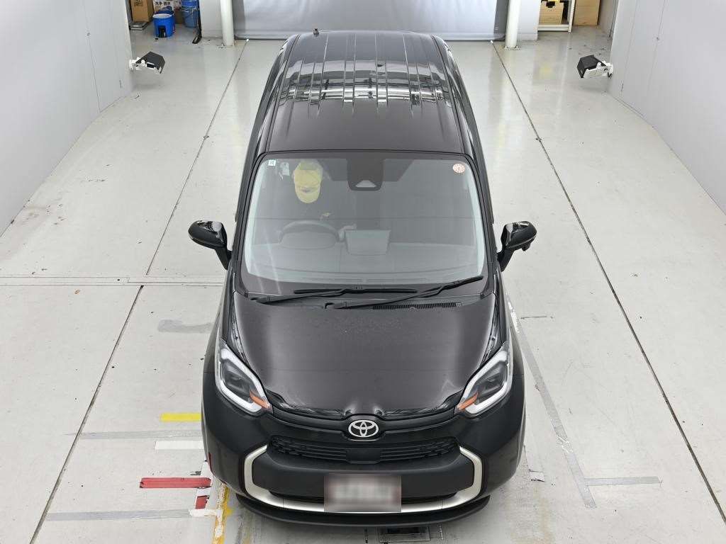 2022 Toyota Sienta Z auction photo 7