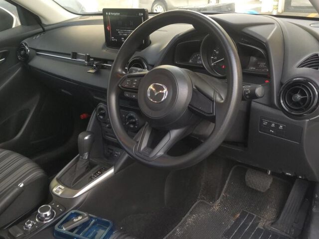 2022 Mazda 2 15S Business Use P auction photo 3