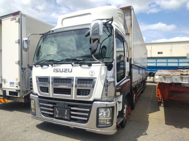 2012 Isuzu Giga auction photo 4