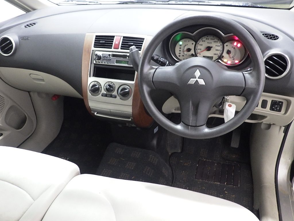 2003 Mitsubishi コルト 4WD ブルームエディション auction photo 3
