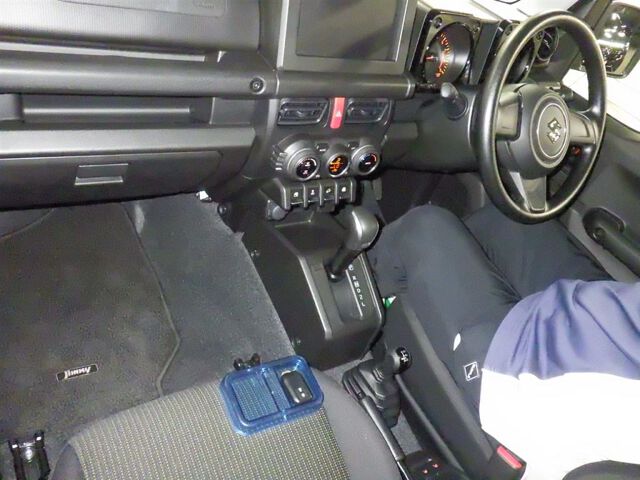 2023 Suzuki Jimny XL 4WD auction photo 3