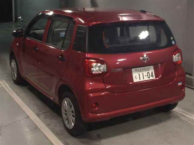 2016 Toyota Passo X auction photo 2