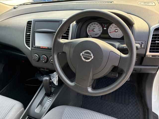 2013 Nissan ウイングロード 15Mオーセンティック auction photo 3