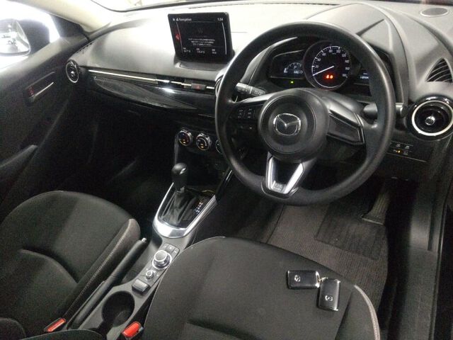 2023 Mazda 2 XD BD Safety P auction photo 3