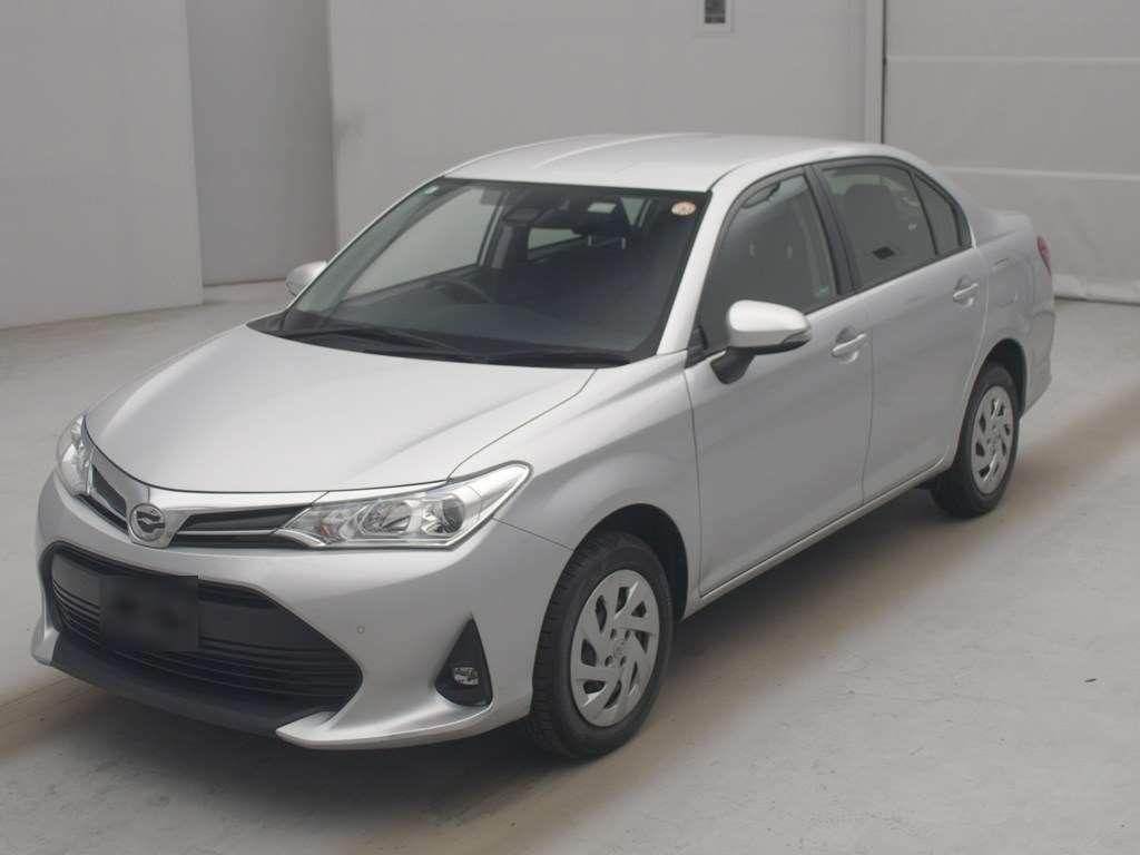 2021 Toyota Corolla Axio EX 4WD Japan auction vehicle
