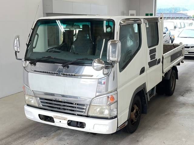 Japan Auction Vehicles 7 2006 Mitsubishi Fuso Canter Wキャブ auction photo