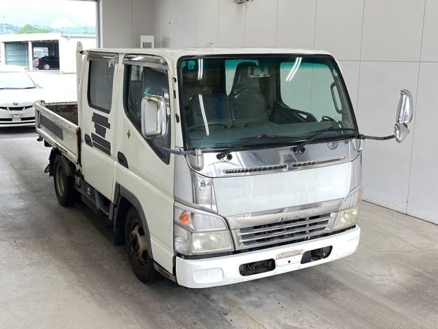 2006 Mitsubishi Fuso Canter Wキャブ auction photo 4