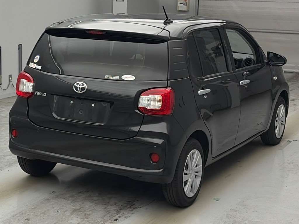 2023 Toyota Passo X auction photo 2