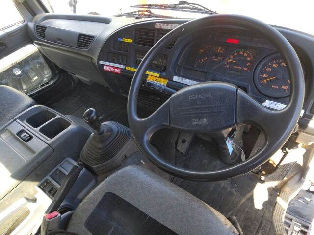 2006 Isuzu Forward auction photo 6