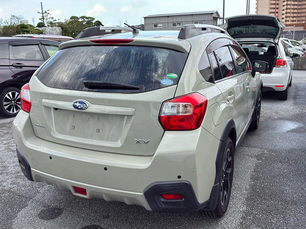 2016 Subaru XV 2.0i EyeSight auction photo 2