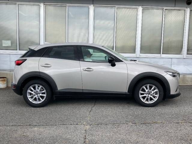 2023 Mazda CX-3 15S Urban Dresser auction photo 2