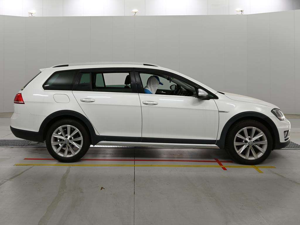 2016 Volkswagen VW ゴルフオールトラック 4WD auction photo 3